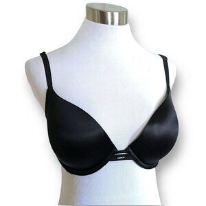 VIctorias Secret 32DD Bra Black Very Sexy Push Up Padded Underwire Rhinestone